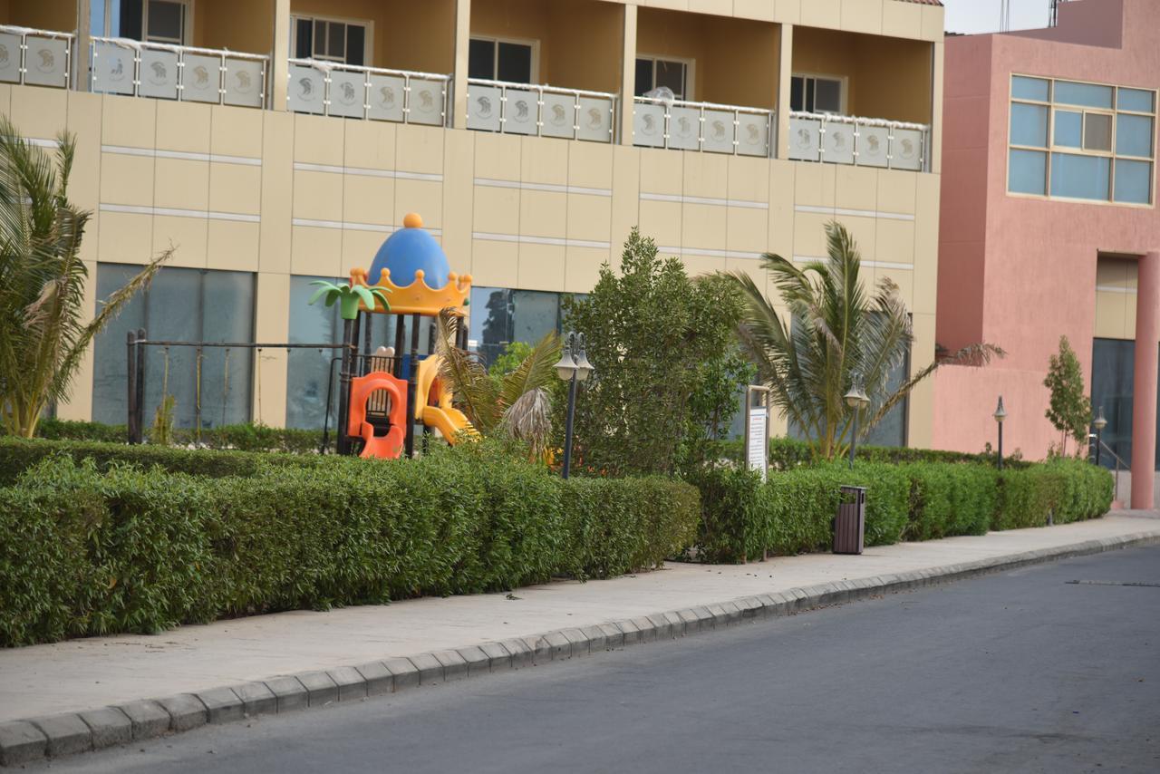 Hotel & Resort Golden Marina Yanbu Iambo Exterior foto