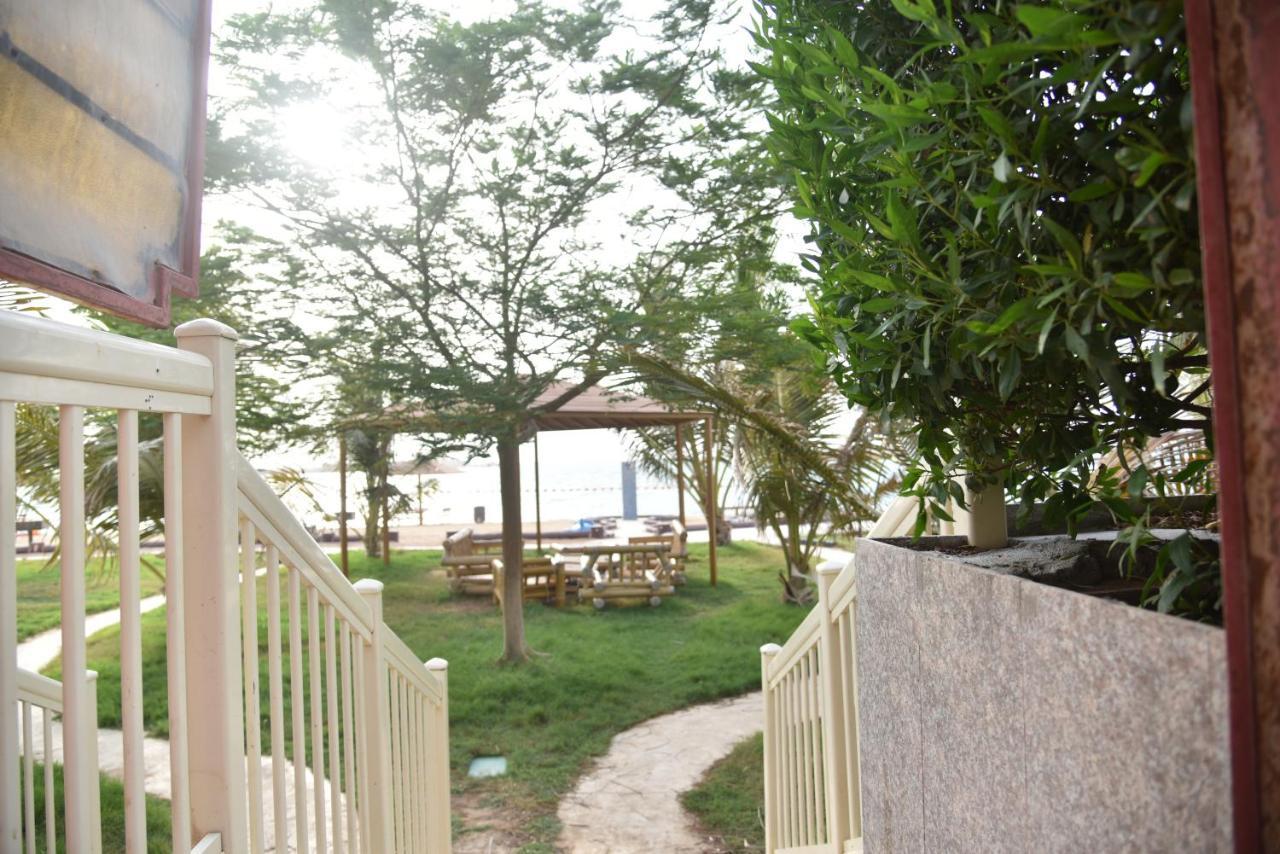 Hotel & Resort Golden Marina Yanbu Iambo Exterior foto